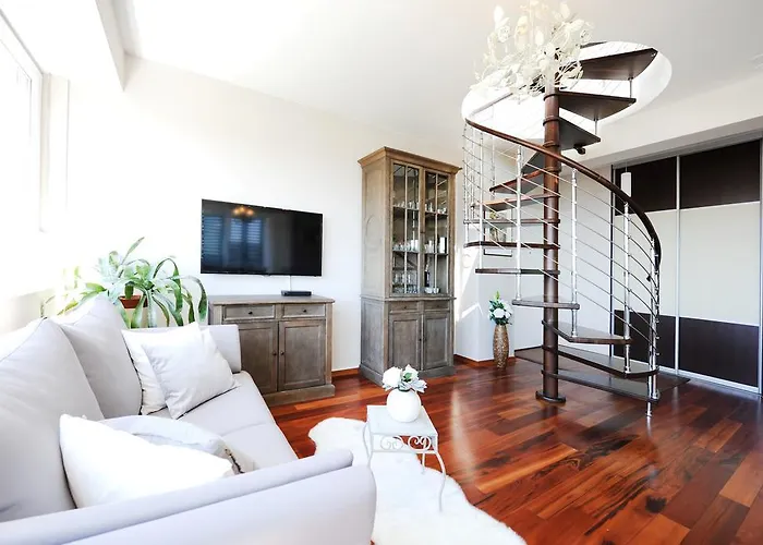 Apartmán Sunset Penthouse With Jacuzzi And Seaview