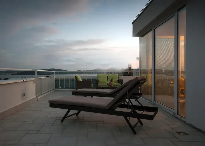 Apartmán Sunset Penthouse With Jacuzzi And Seaview *