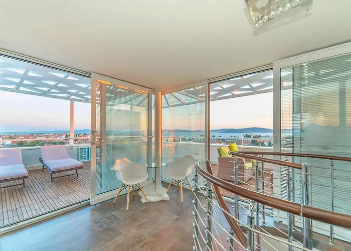Apartmán Sunset Penthouse With Jacuzzi And Seaview Zadar